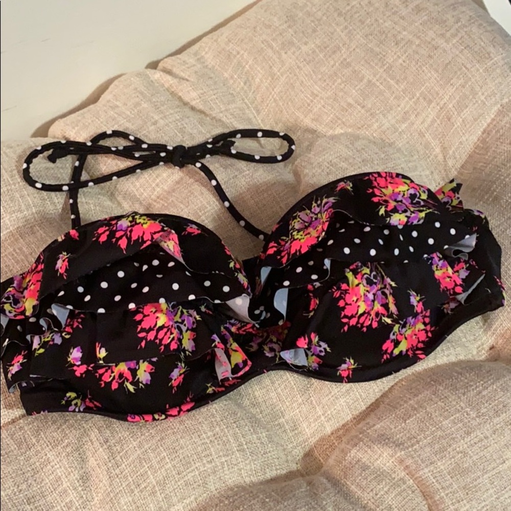 Victoria Secret Floral Ruffled Top